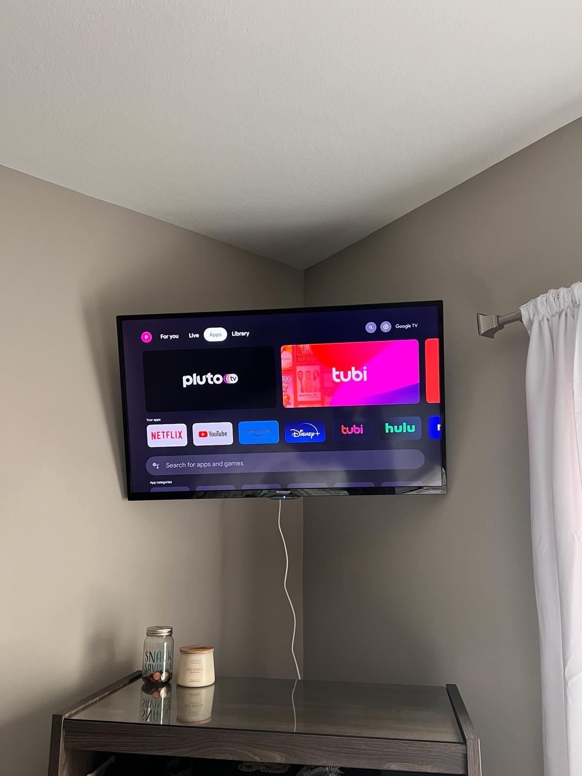 corner mounted tv
